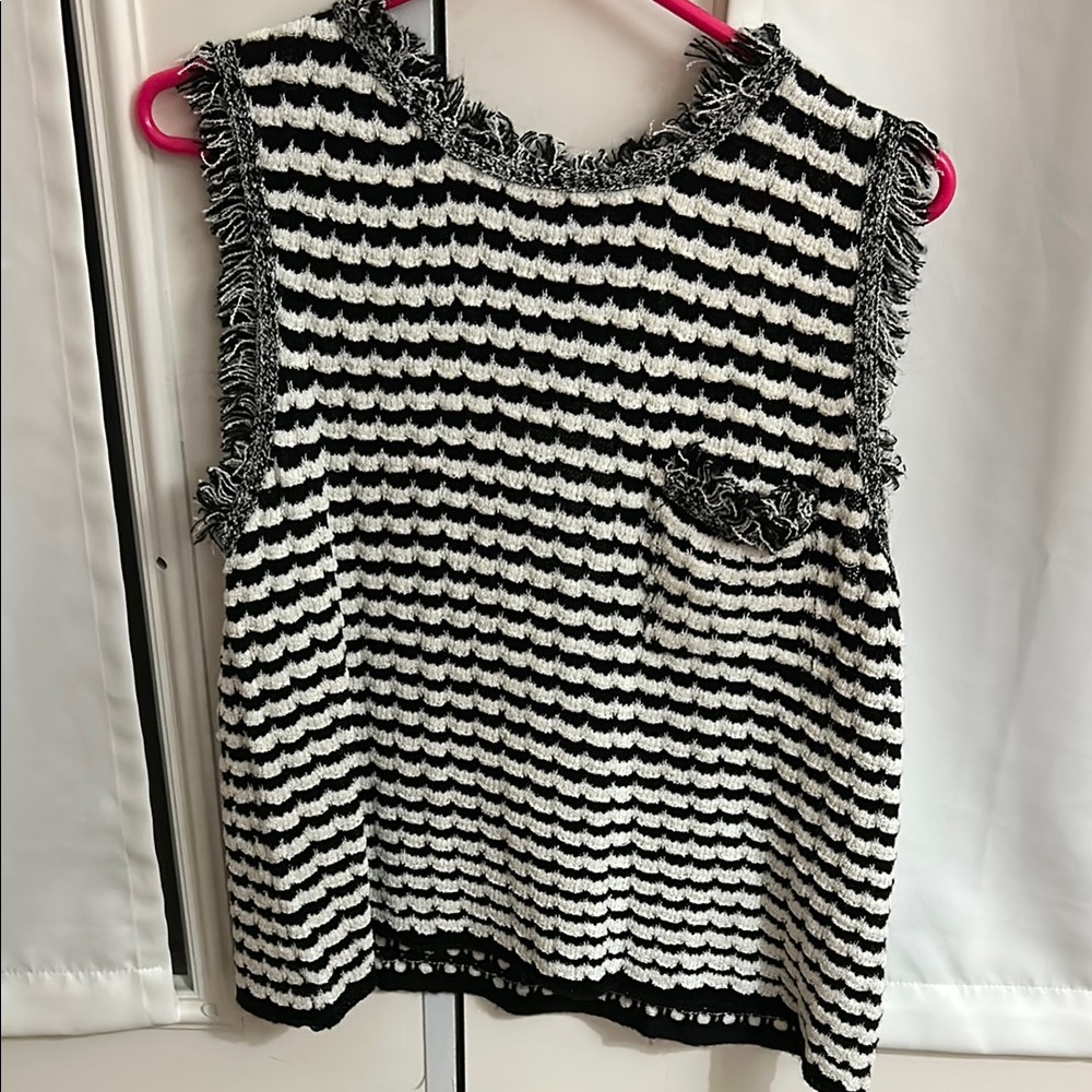 Zara Black and White Ruffled Sleeveless Tank Top